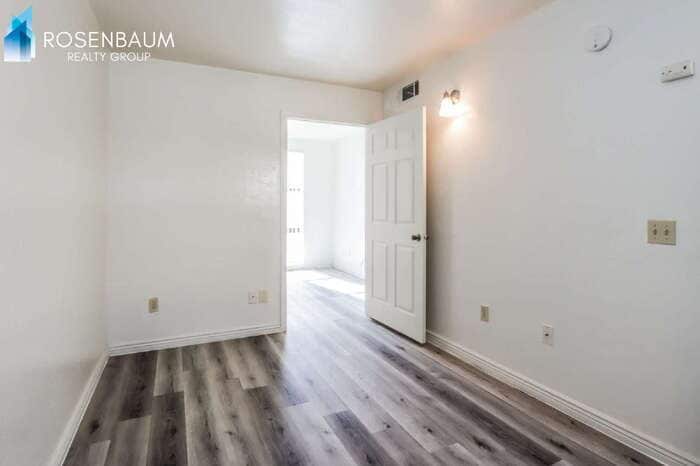 Building Photo - 770 N Dodge Blvd