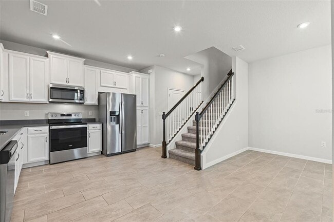 Building Photo - 11815 Sky Acrs Ter