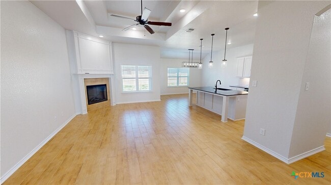 Building Photo - 808 Dred Roger Circle