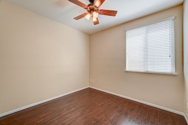 Building Photo - Single Story Single Family Home in Gated Community within N Las Vegas