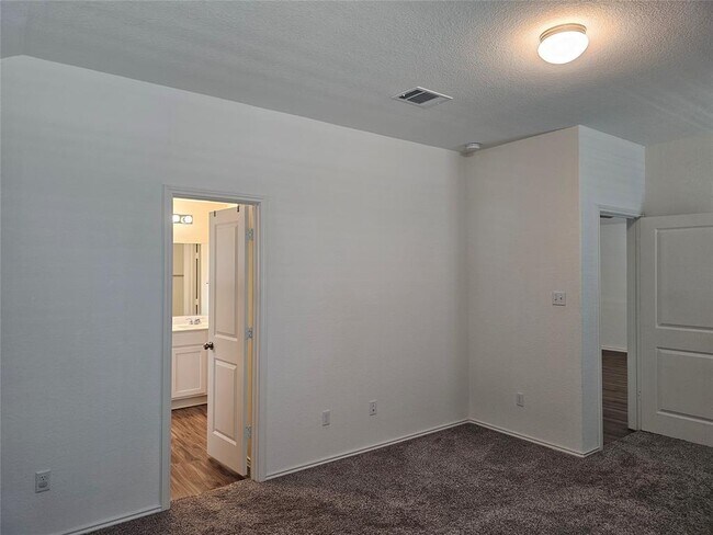 Building Photo - 21408 Bird Wing Dr