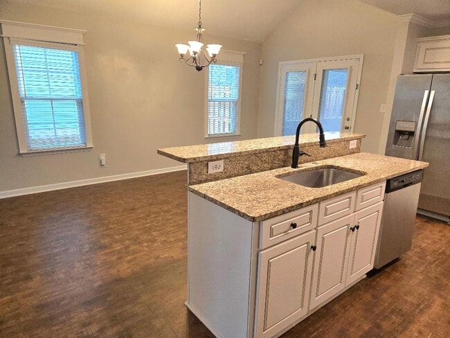 Building Photo - 3 Bedroom Ranch in Grovetown, Close to For...
