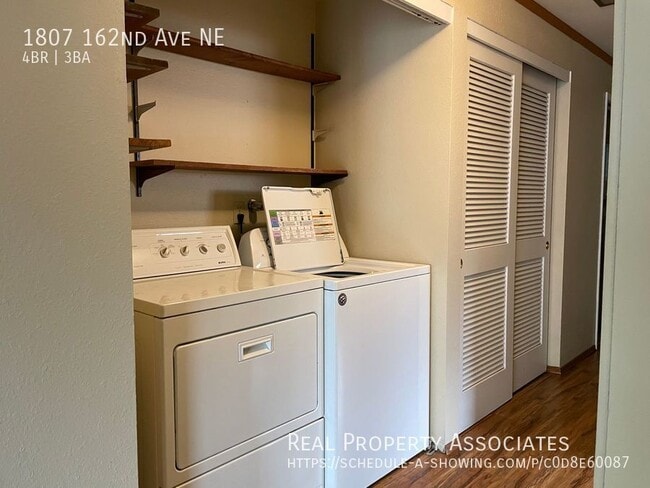 Building Photo - 1807 162nd Ave NE