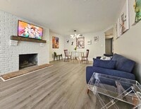 Building Photo - Brownstone charm! 1Bed1bath, first floor brownstone rowhouse condo. Prime location