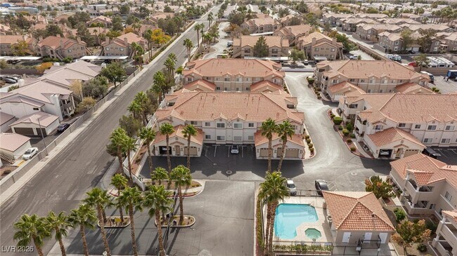 Building Photo - 3327 Erva St