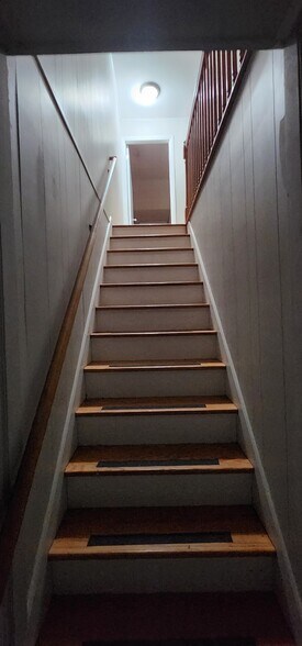 Building Photo - 4044 Pine St