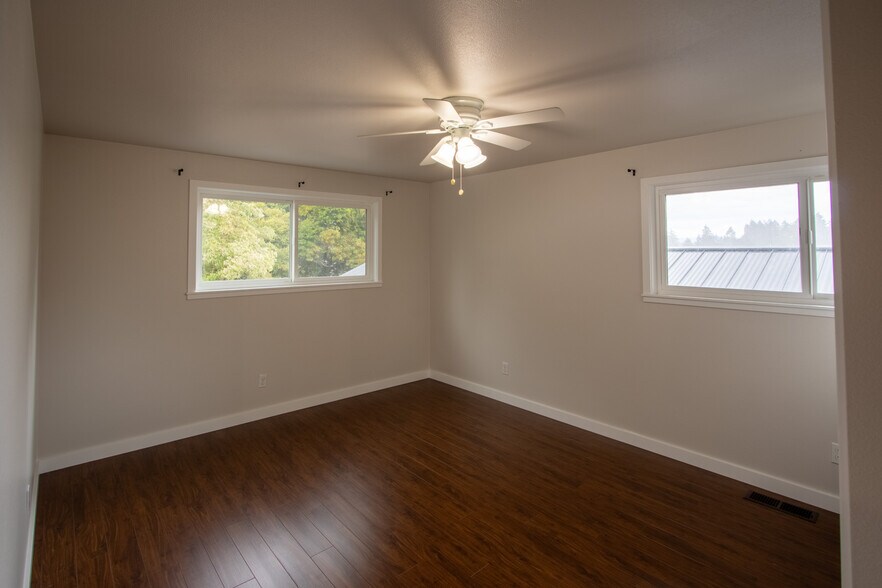 Bedroom 1 - 13234 SE 261st St