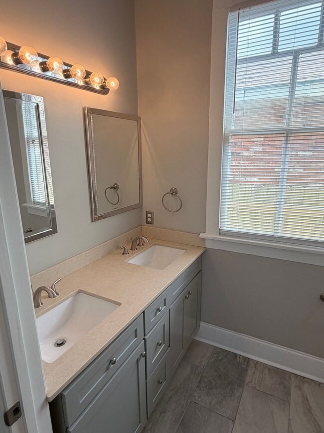 Building Photo - Single Family Home near City Park/Gentilly