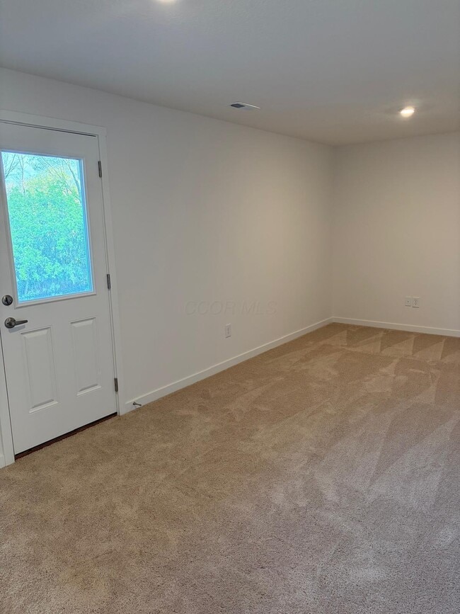 Building Photo - 158 Dusky Willow Dr