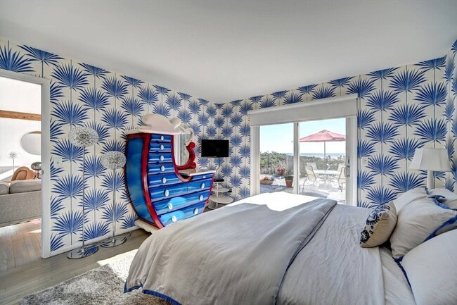 Building Photo - 323 Marine Blvd