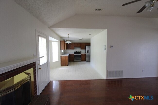 Building Photo - 3615 Coral Bay Ln