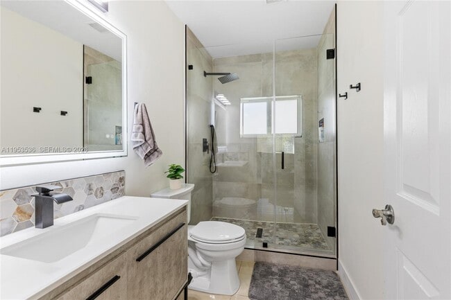 Building Photo - 14950 S Biscayne River Dr