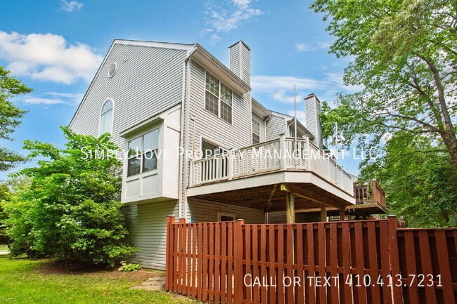 Building Photo - 2252 Commissary Cir