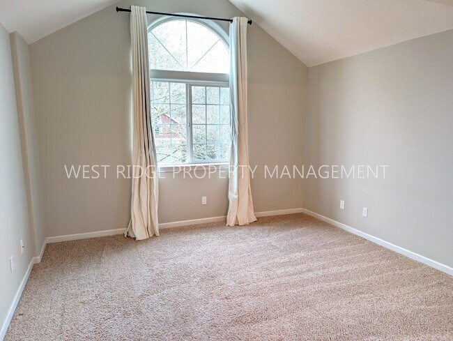 Building Photo - 6154 NW Sickle Terrace