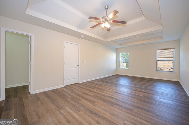 Building Photo - 813 Golden Isles Dr