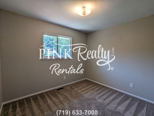 Building Photo - 4735 Woodsorrel Ct