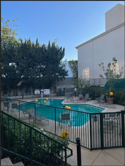 Building Photo - 4501 Cedros Ave