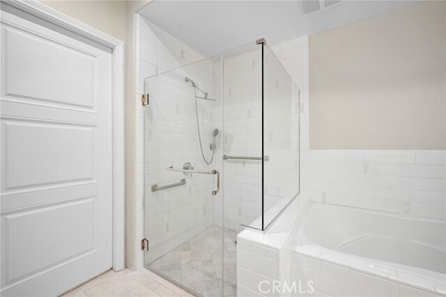 Building Photo - 519 Caruso Ave
