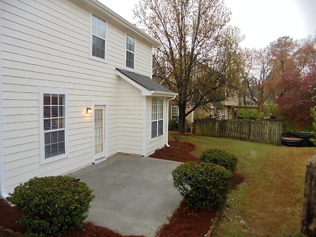 Building Photo - 2400 Catamaran Court