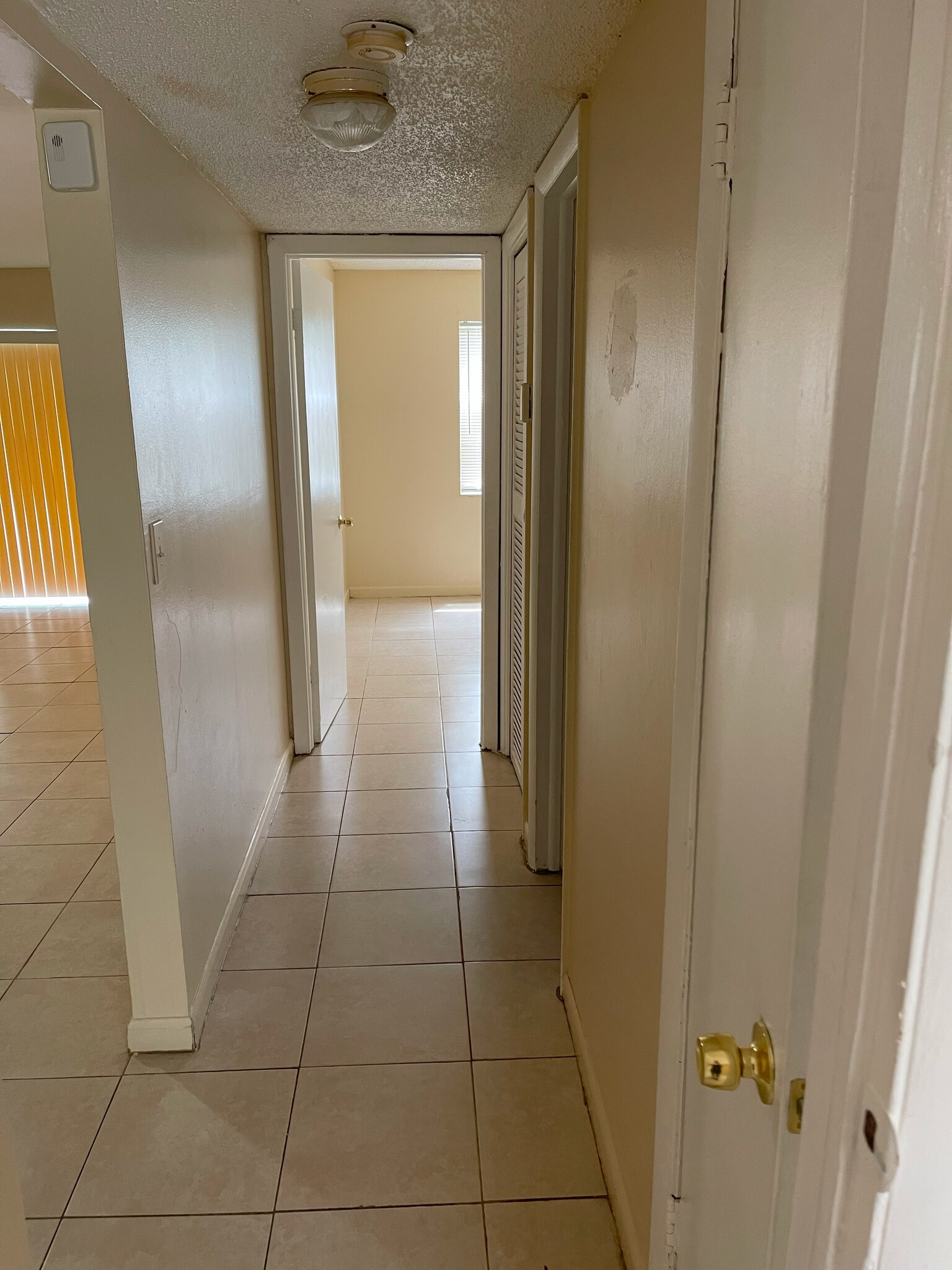 Building Photo - 2220 NW 58th Ter