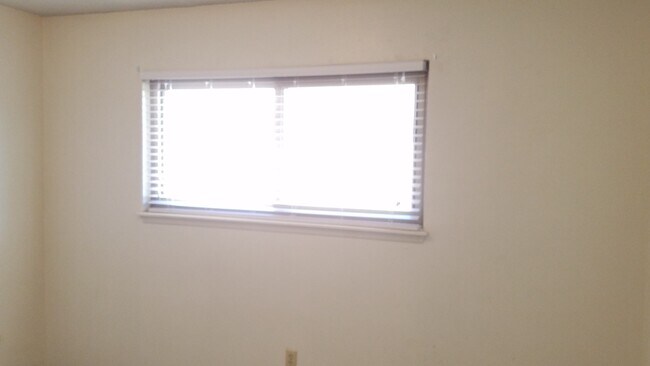Building Photo - COLONIAL PARK CONDO NEAR LLANO ESTACADO AN...