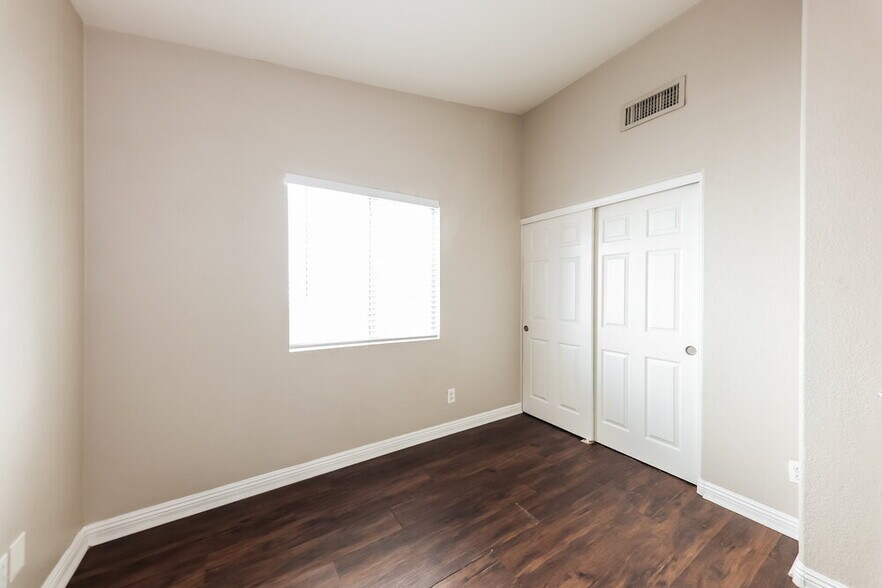 Building Photo - 6634 W Pima St