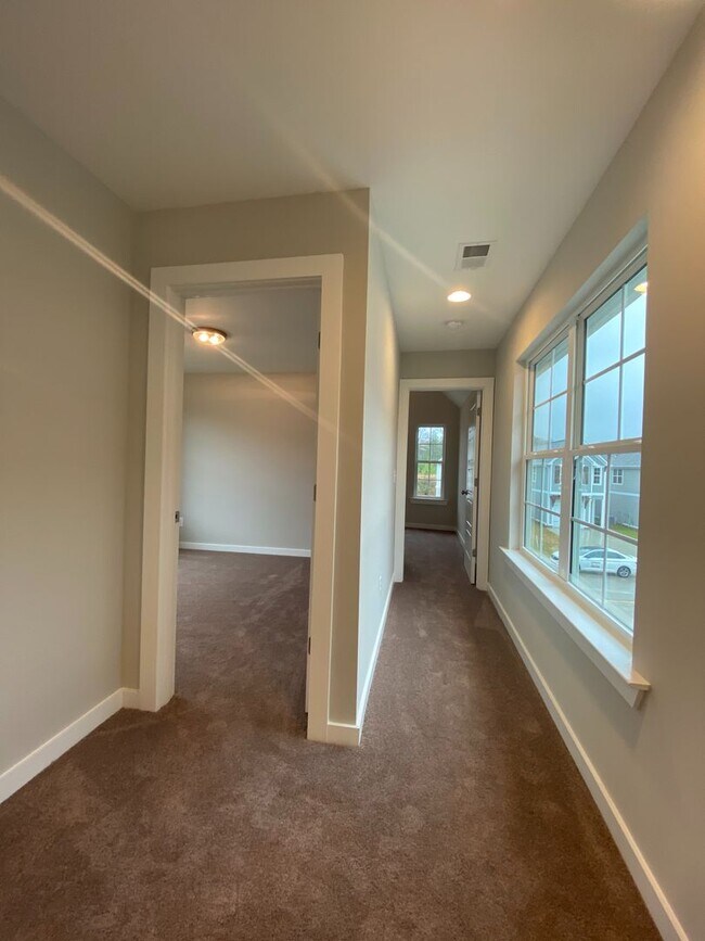 Building Photo - Home for Rent in Calera, AL!!! Available t...