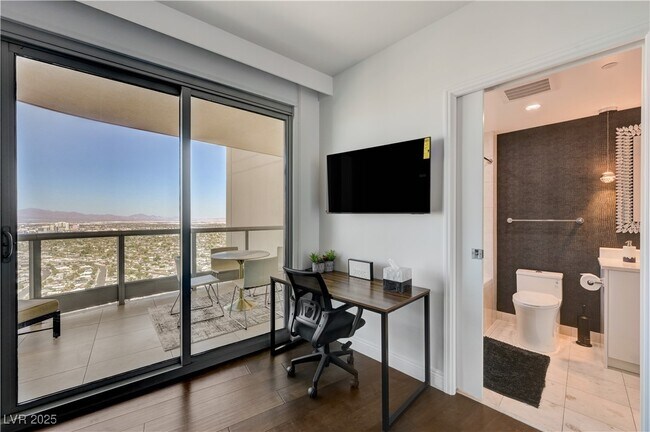 Building Photo - 222 Karen Ave