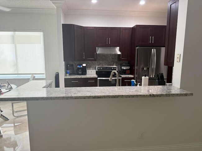 Building Photo - 7684 Doubleton Dr