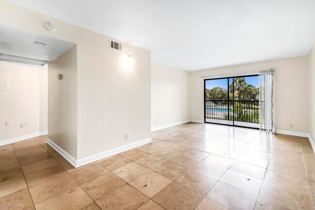 Building Photo - 9000 NW 28th Dr