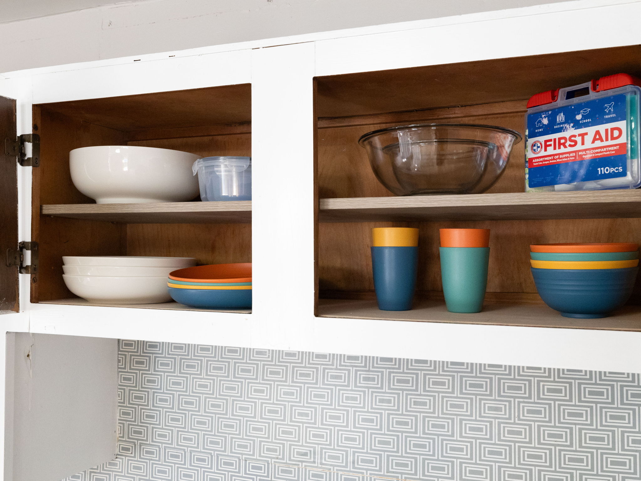 Building Photo - 168 School St