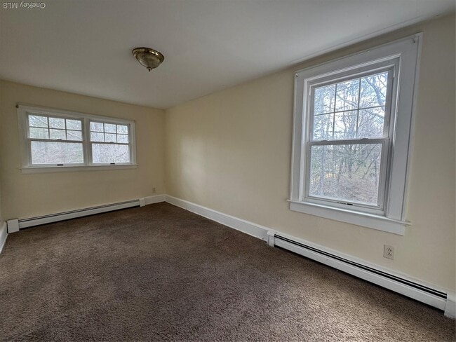 Building Photo - 2119 Maple Ave