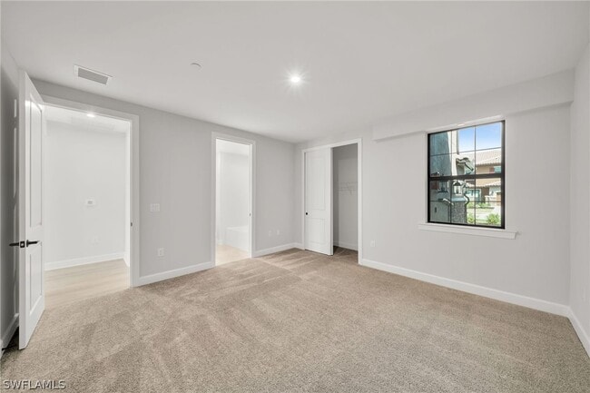 Building Photo - 15336 Lucerna St