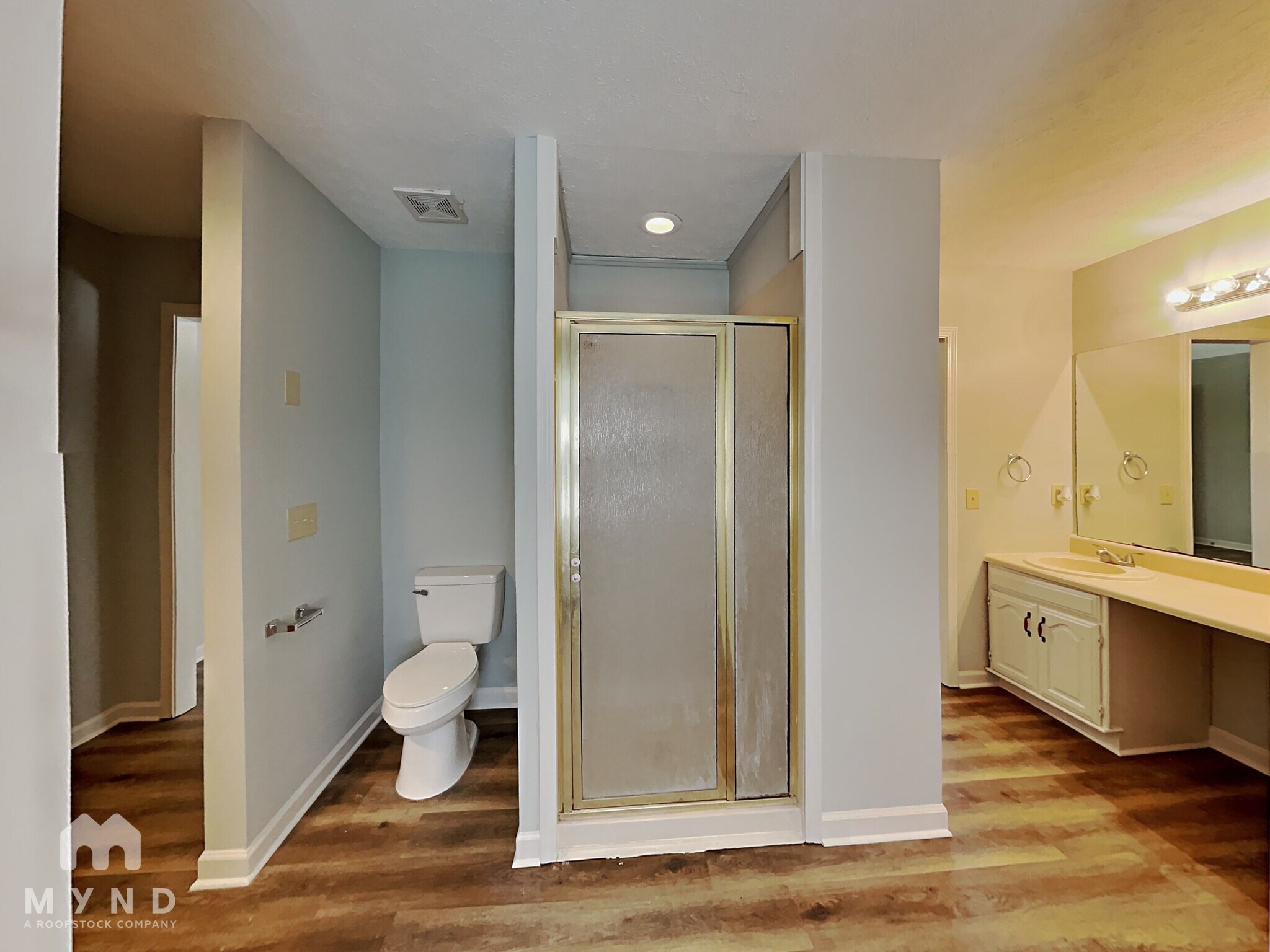 Building Photo - 1186 Bayridge Dr