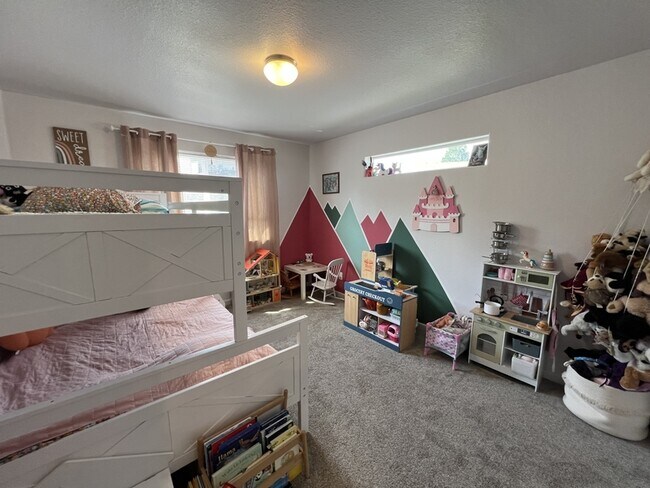 Building Photo - 1716 Kade Ct