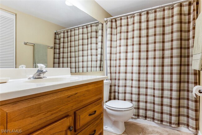 Building Photo - 1075 Foxfire Ln