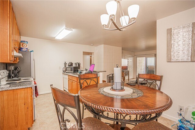 Building Photo - 23611 Golden Springs Dr