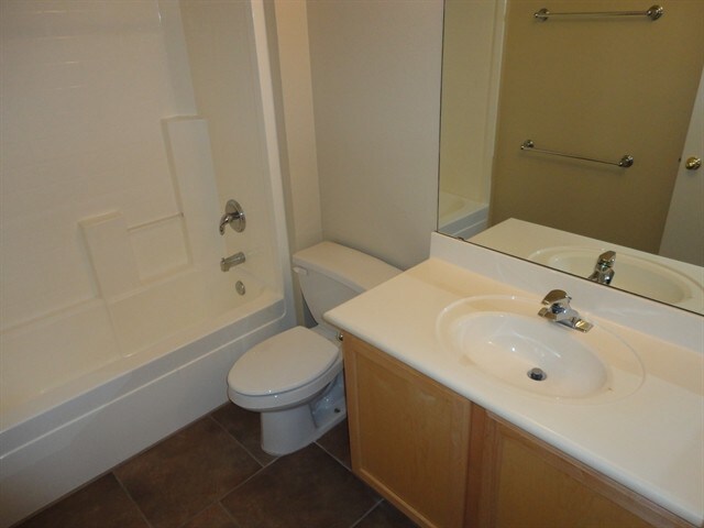 Building Photo - 3002 N 130th Ave