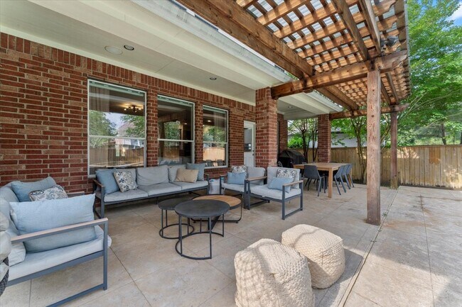 Building Photo - 82 W Arbor Camp Cir