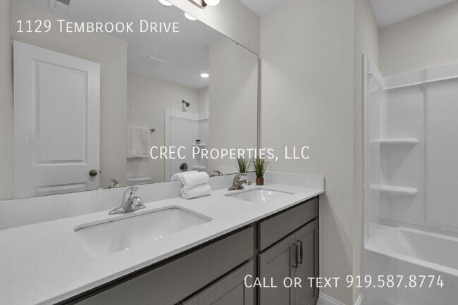 Building Photo - 1129 Tembrook Dr