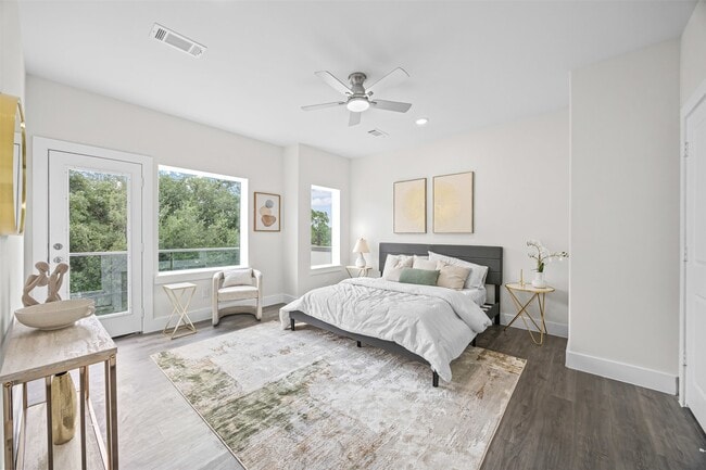 Building Photo - 4011 Ward St