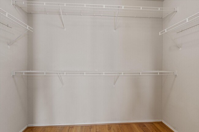 Building Photo - 13720 Harris Ridge Blvd