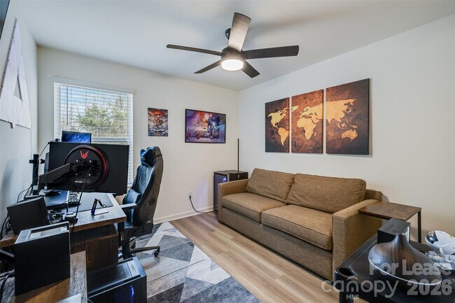 Building Photo - 12017 Basking Dr