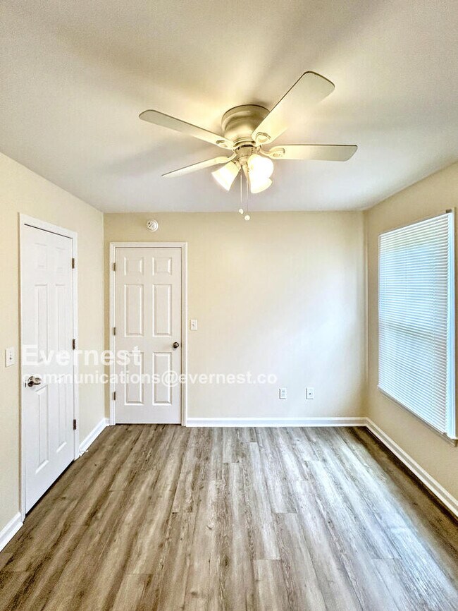 Building Photo - 1641 Cranberry Hill Ln