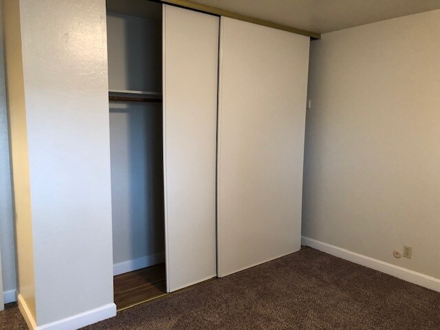 Master Bedroom Closet - 3515 Chestnut Ave