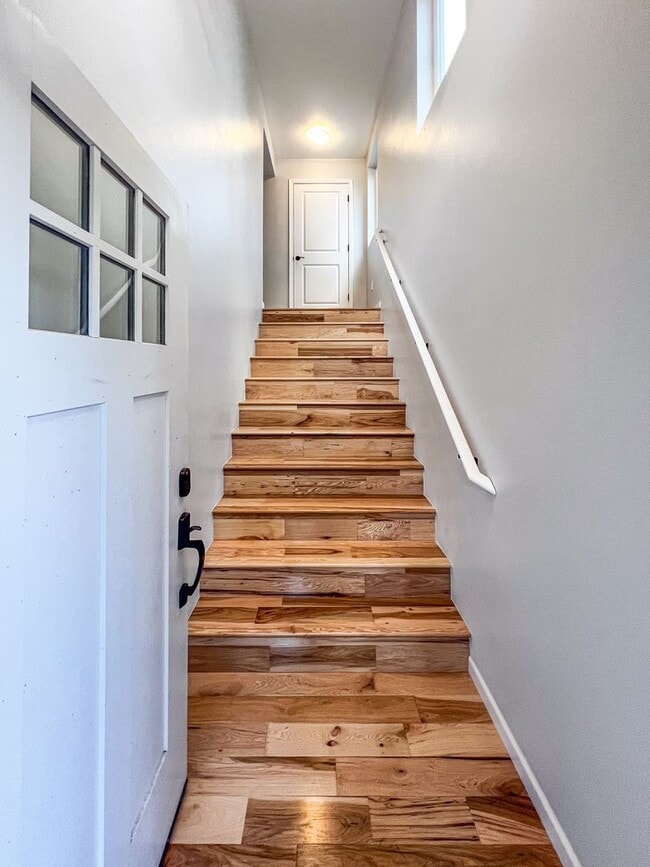 Building Photo - 13128 12th Dr SE