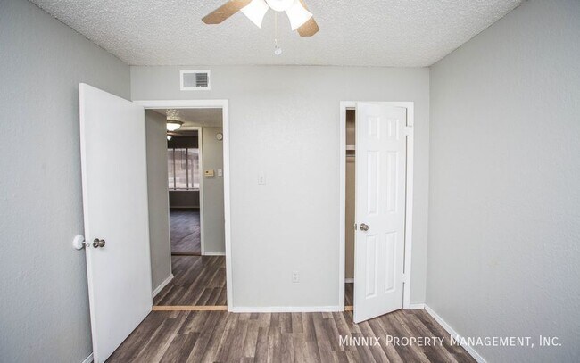 Building Photo - 7402 Waco Ave