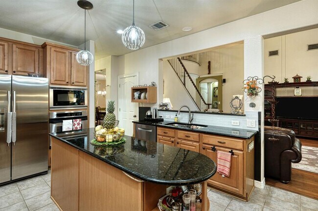 Building Photo - 1800 Bluffwood Pl