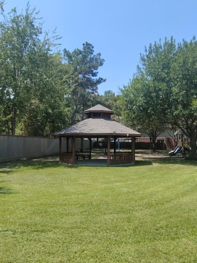 Building Photo - 6327 Bonnie Chase Ln