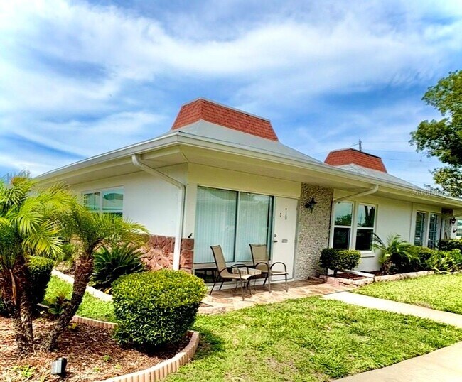 Primary Photo - 4355 Tahitian Gardens Cir